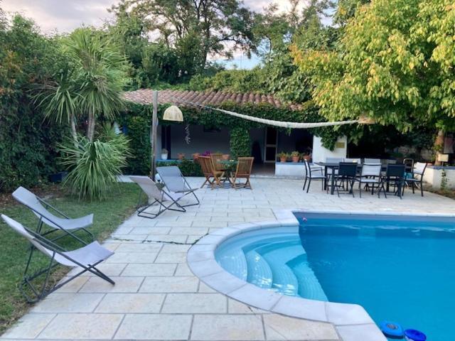 Studio Independant Terrasse Piscine 亞維農 外观 照片